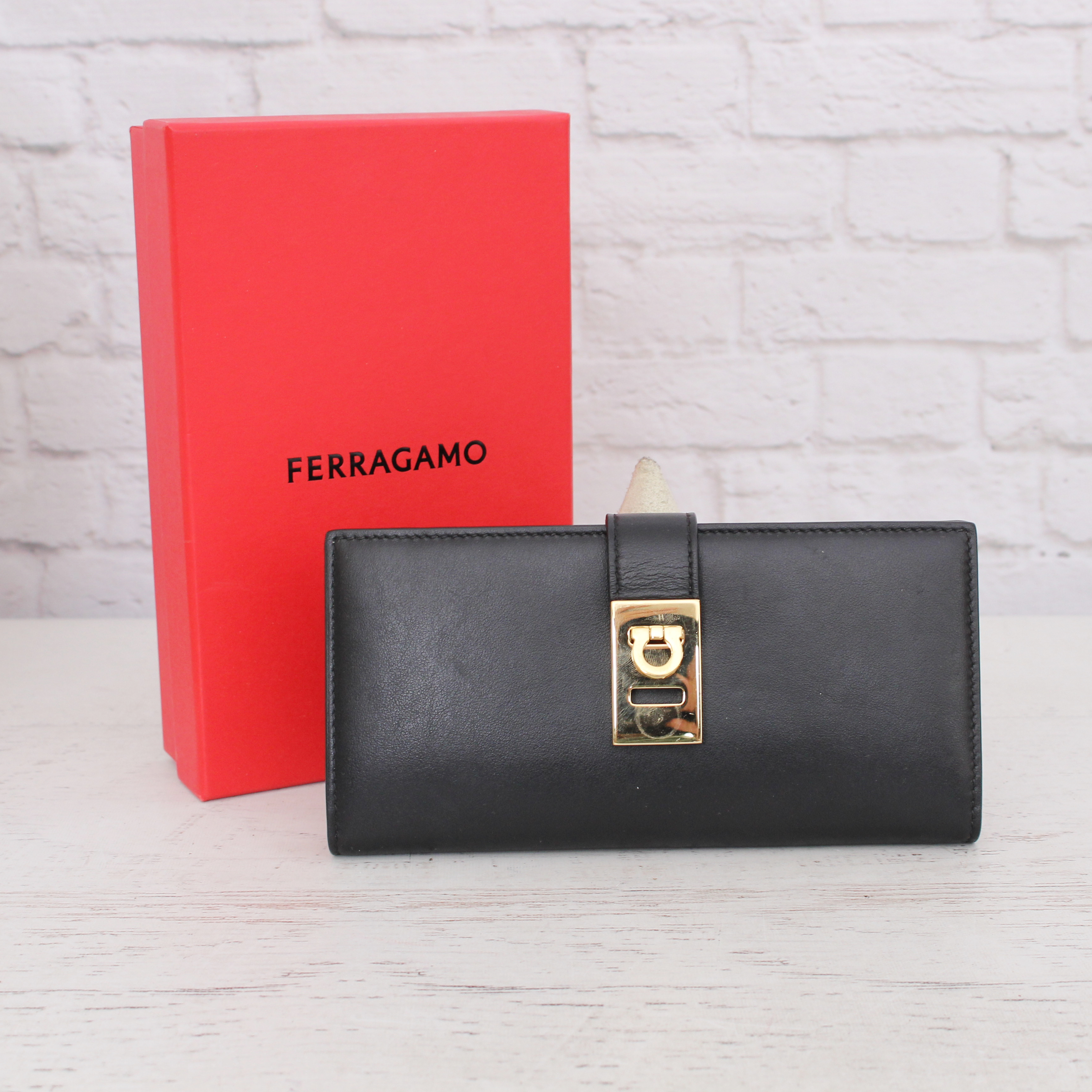 Ferragamo Continental Bifold