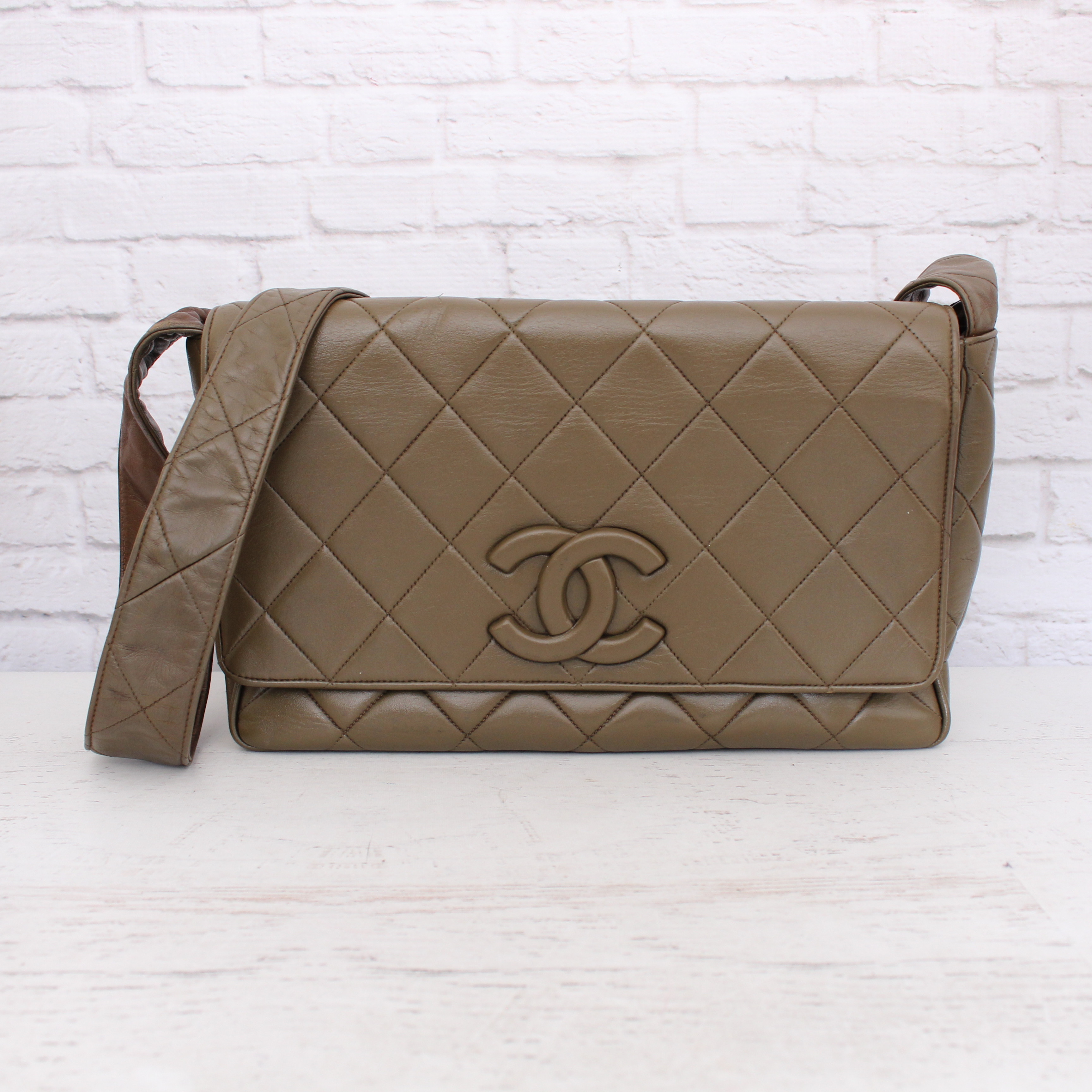 Chanel CC Quilted Chain