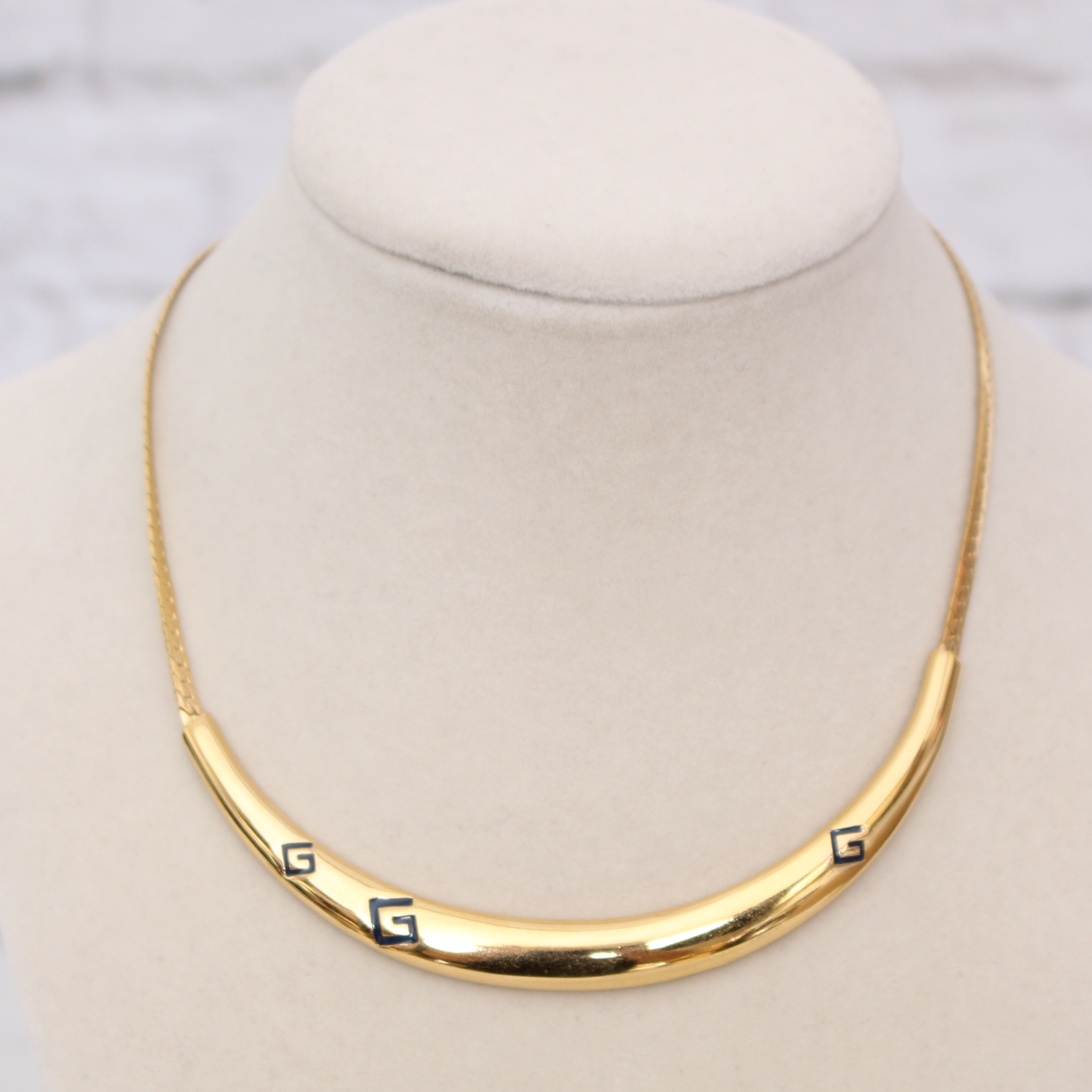 Givenchy G Choker