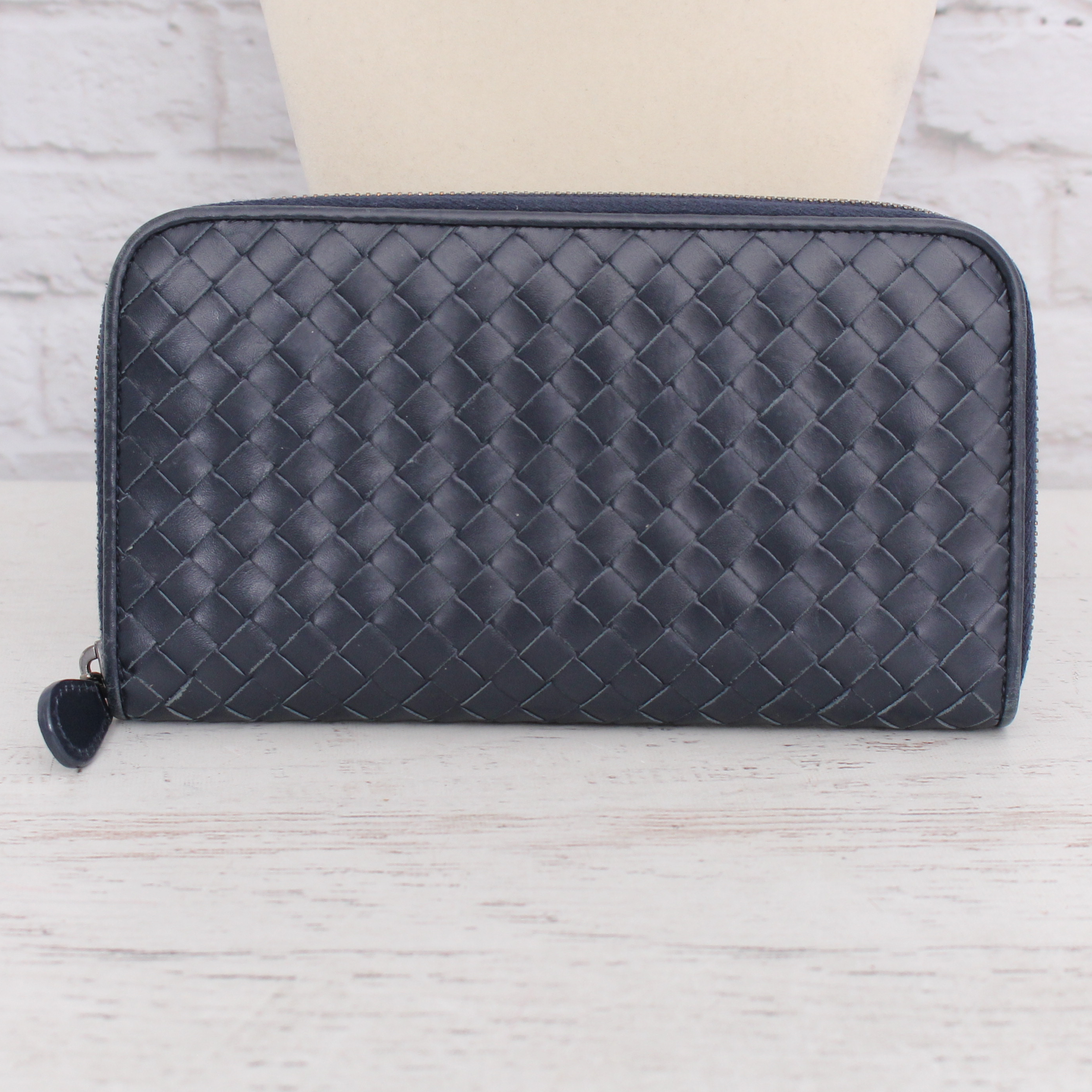 Bottega Veneta Intrecciato Woven Long Zippy