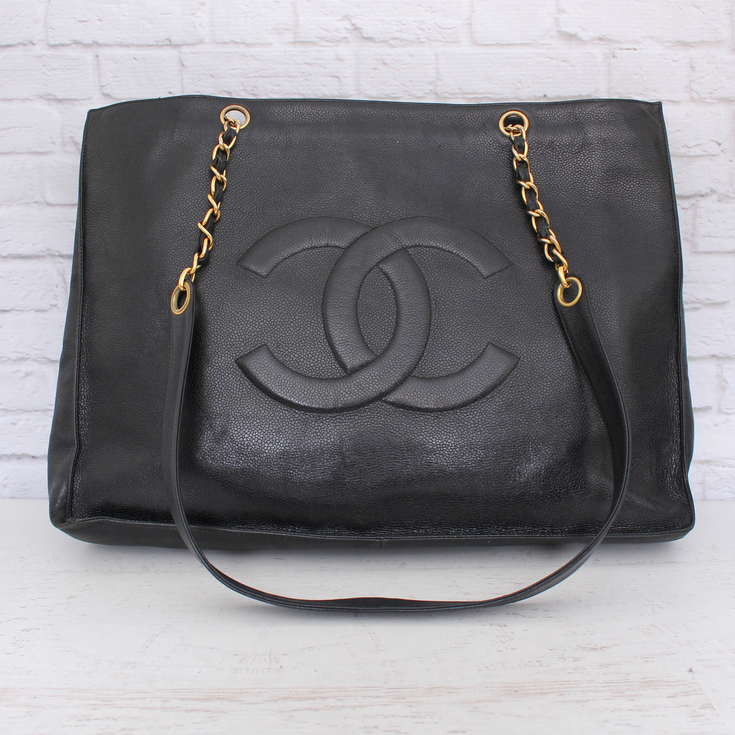 Chanel Caviar Skin Chain Shoulder