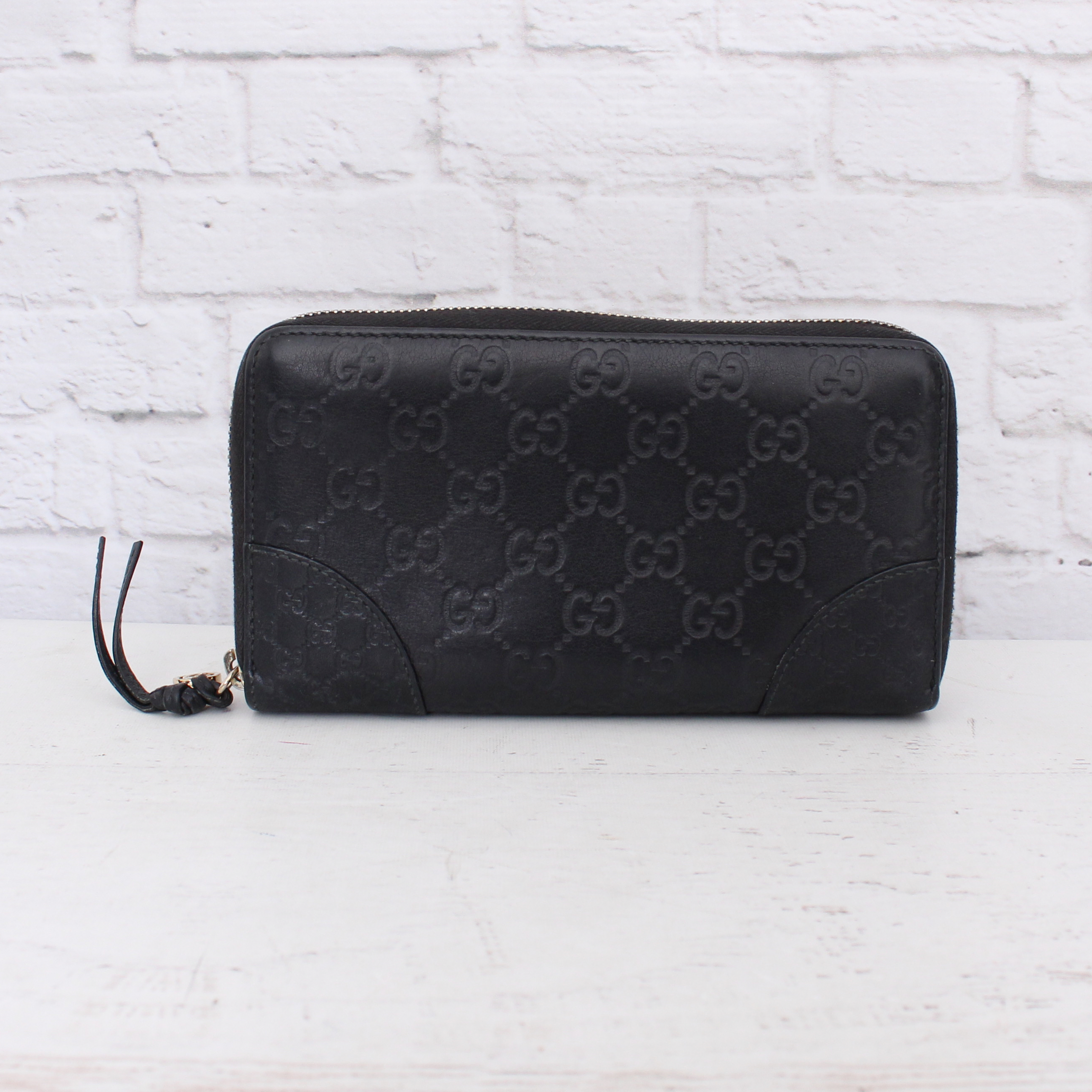 Gucci Guccissima Zip Around