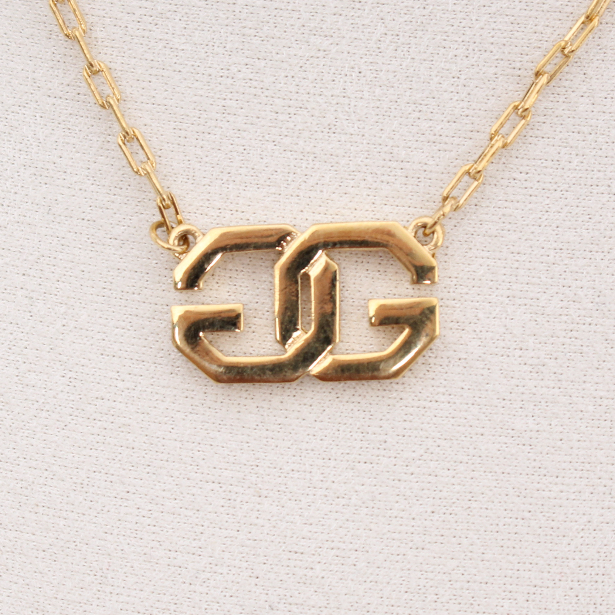 Givenchy Interlocking GG Pendant