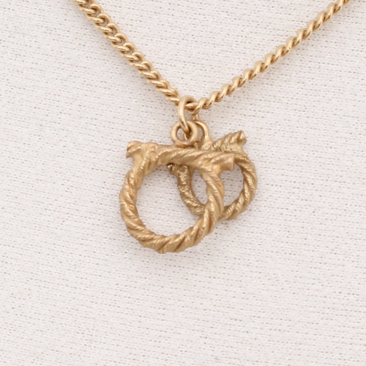 Ferragamo Double Ring Chain