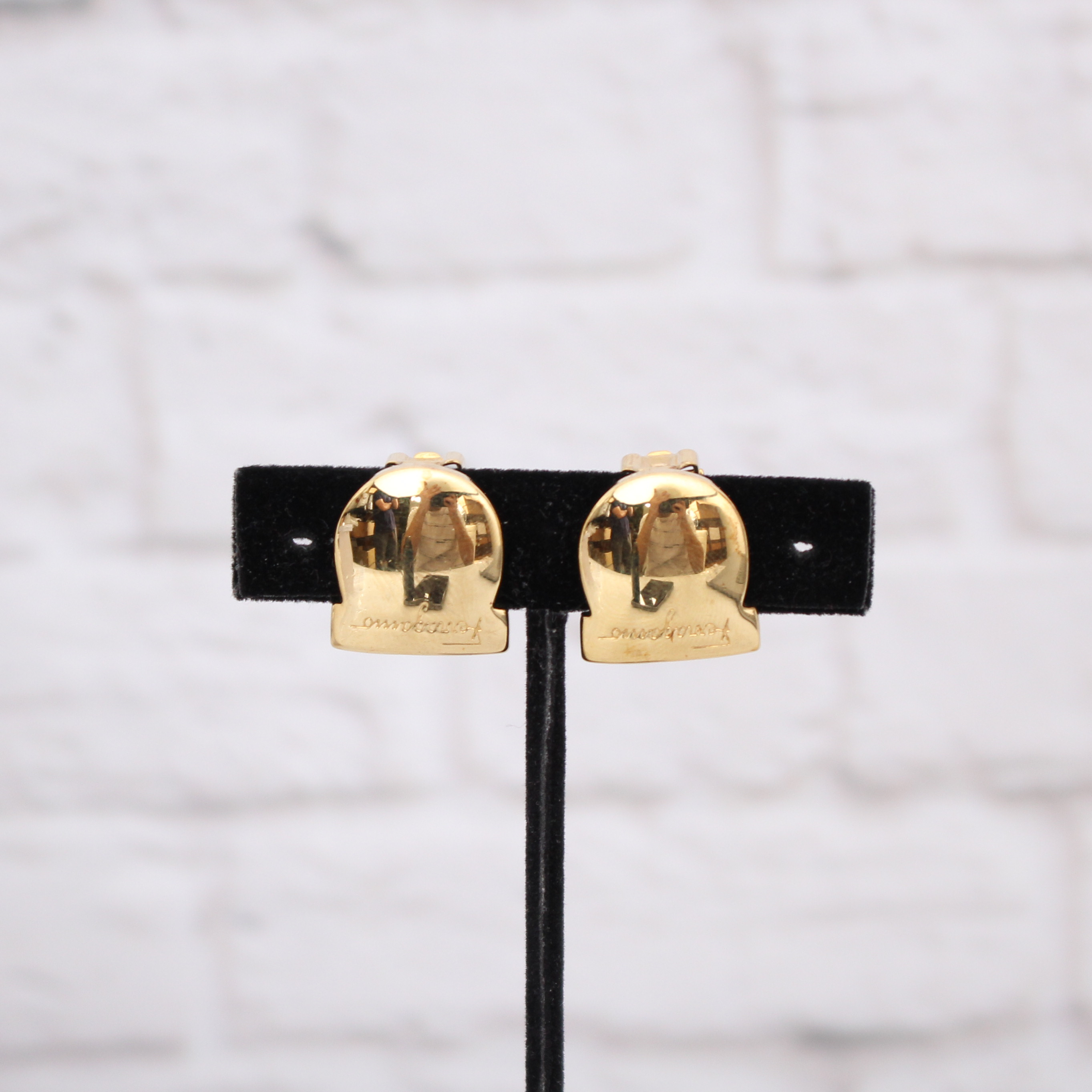 Ferragamo Logo Shield Clip