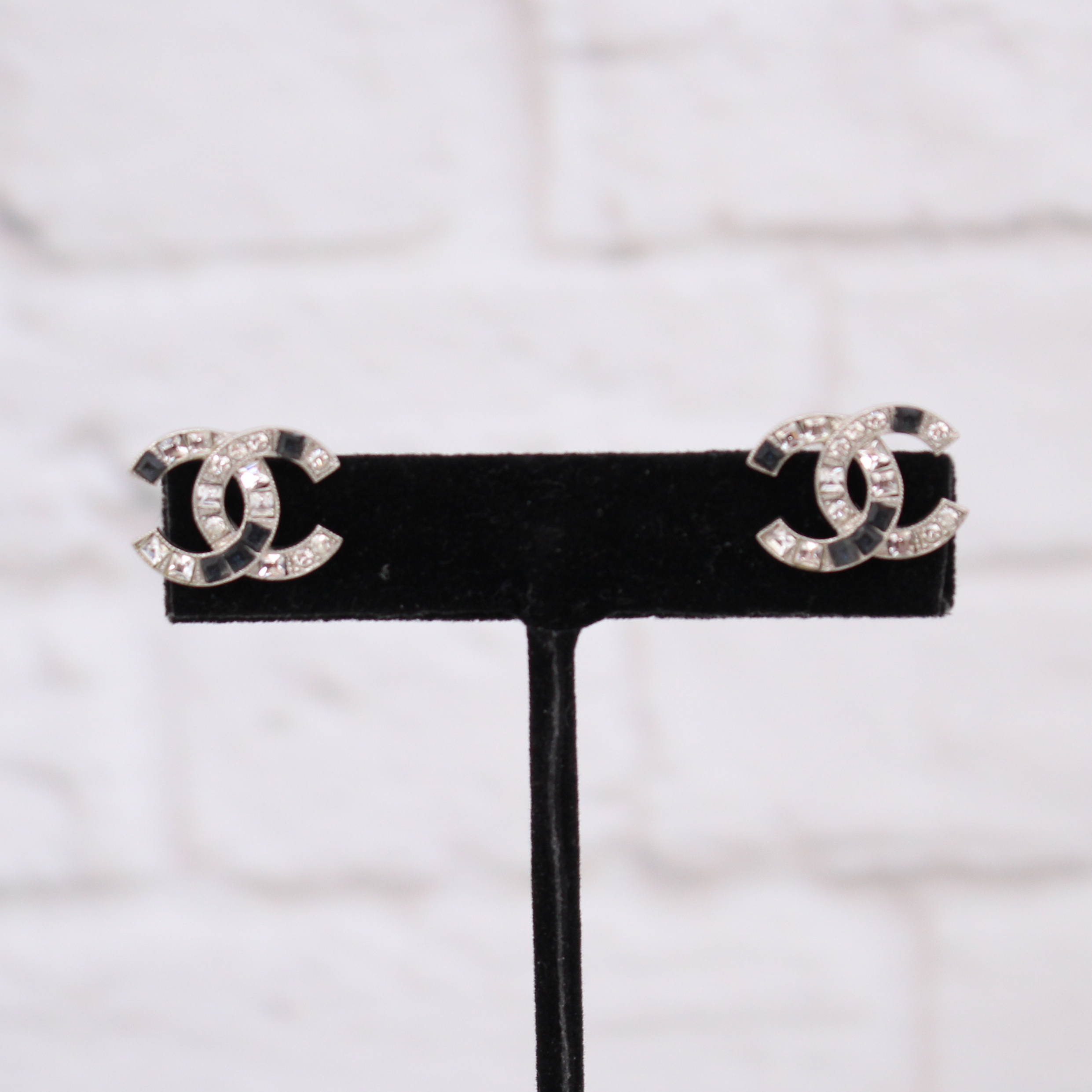 Chanel Black Stone CC