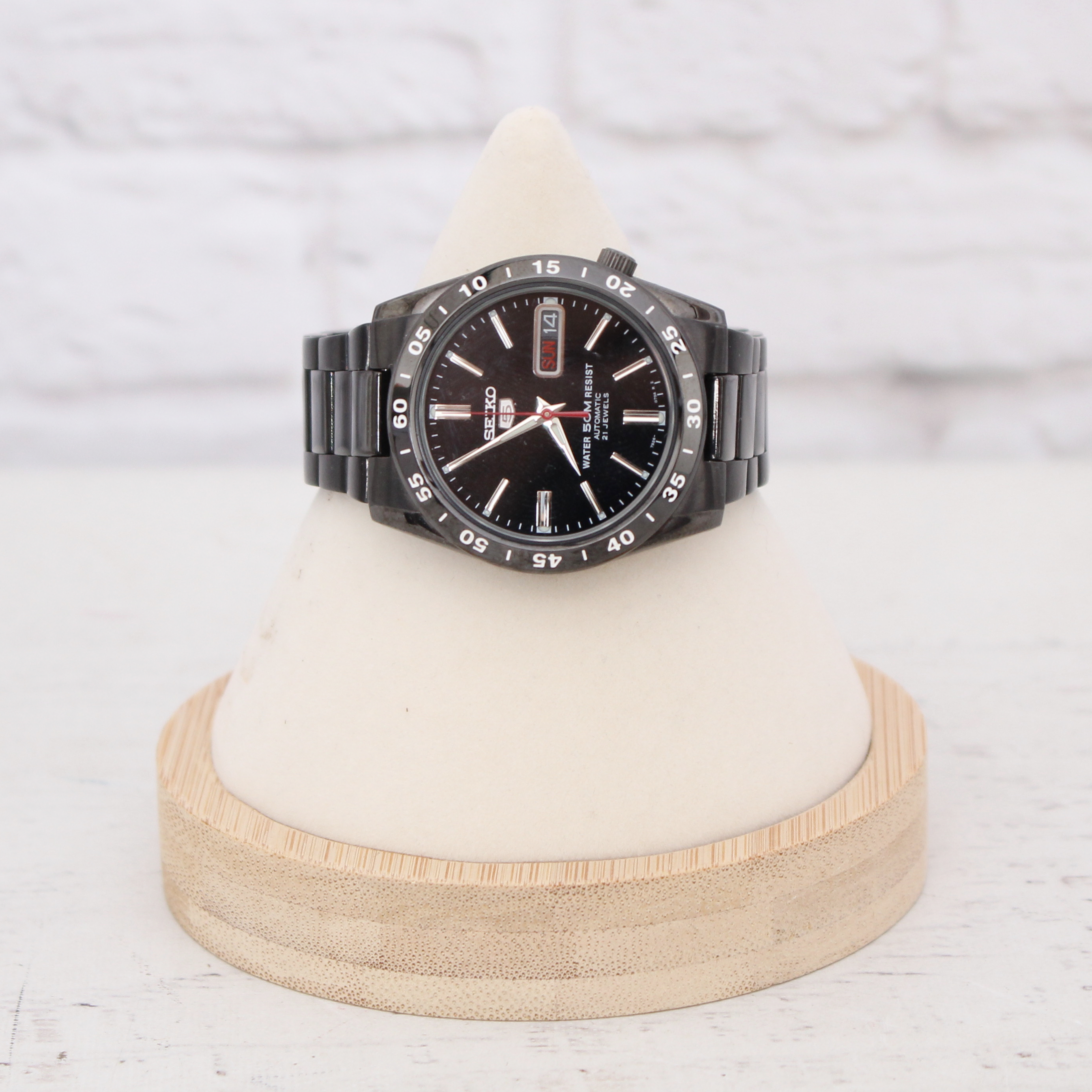 Seiko 5 Day-Date