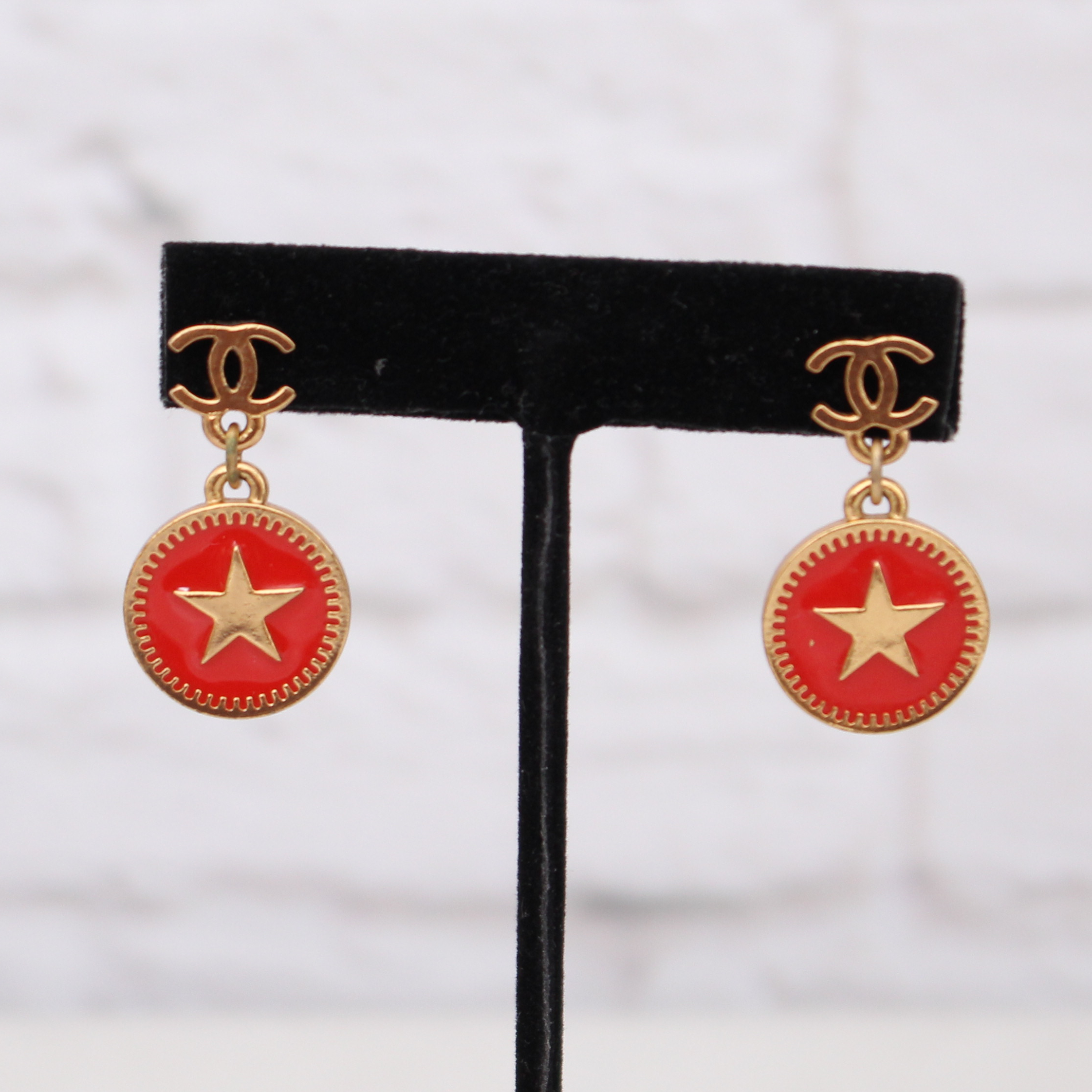 Chanel CC Star Drop