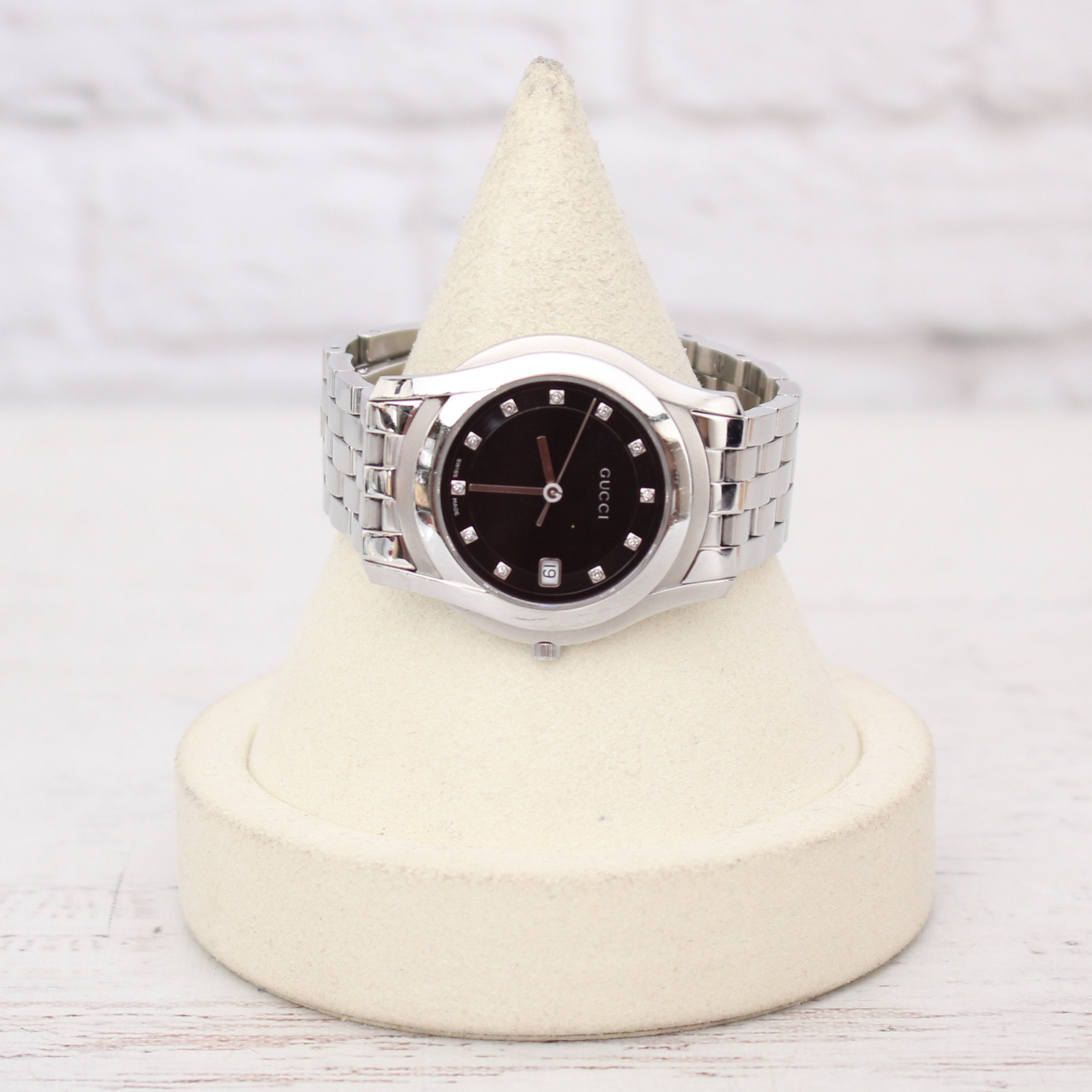 Gucci Two Tone Round