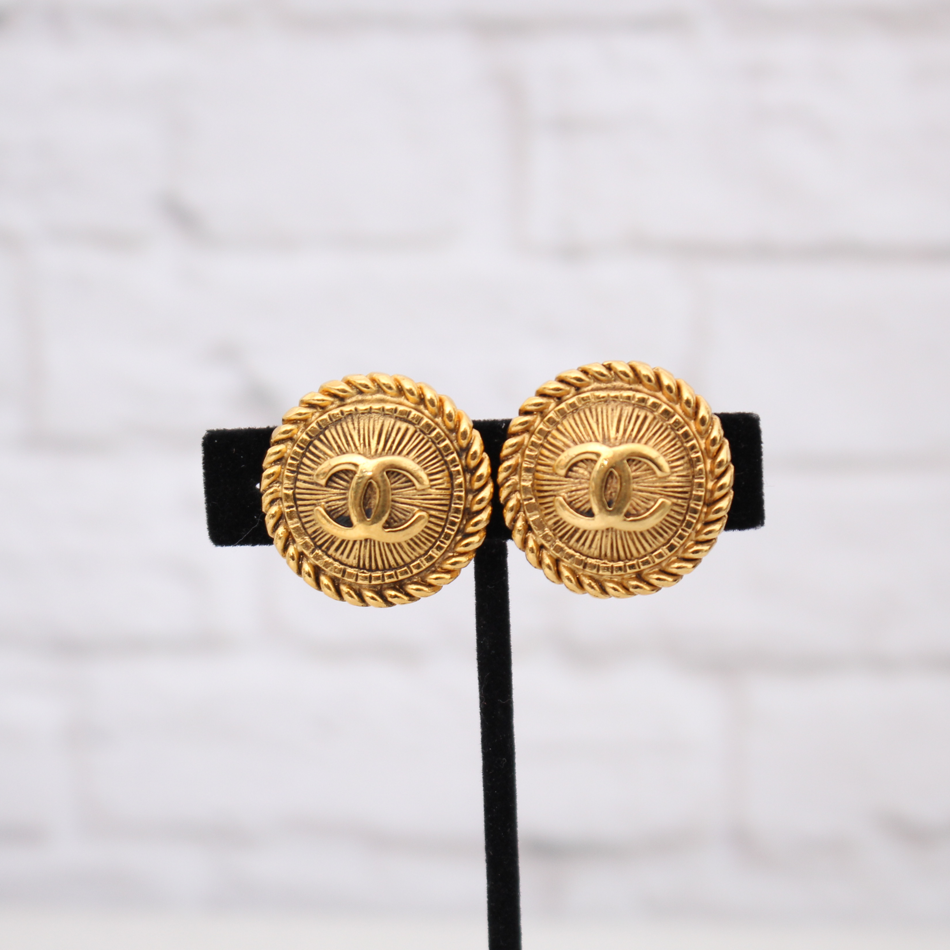 Chanel CC Sunburst