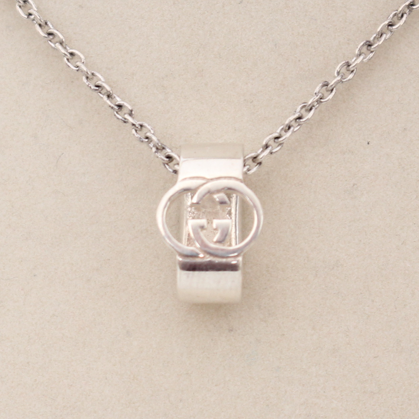 Gucci Interlocking