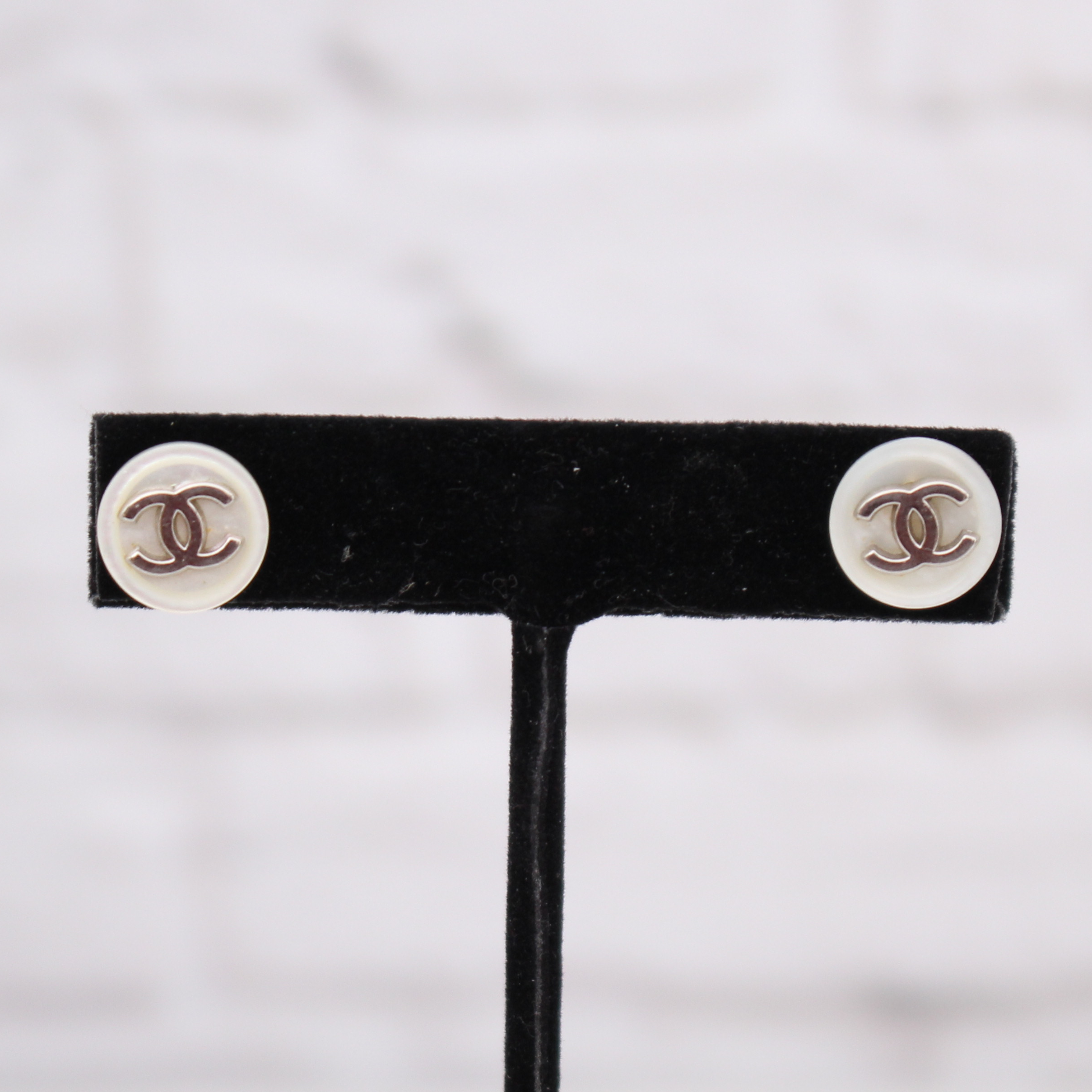 Chanel CC Button