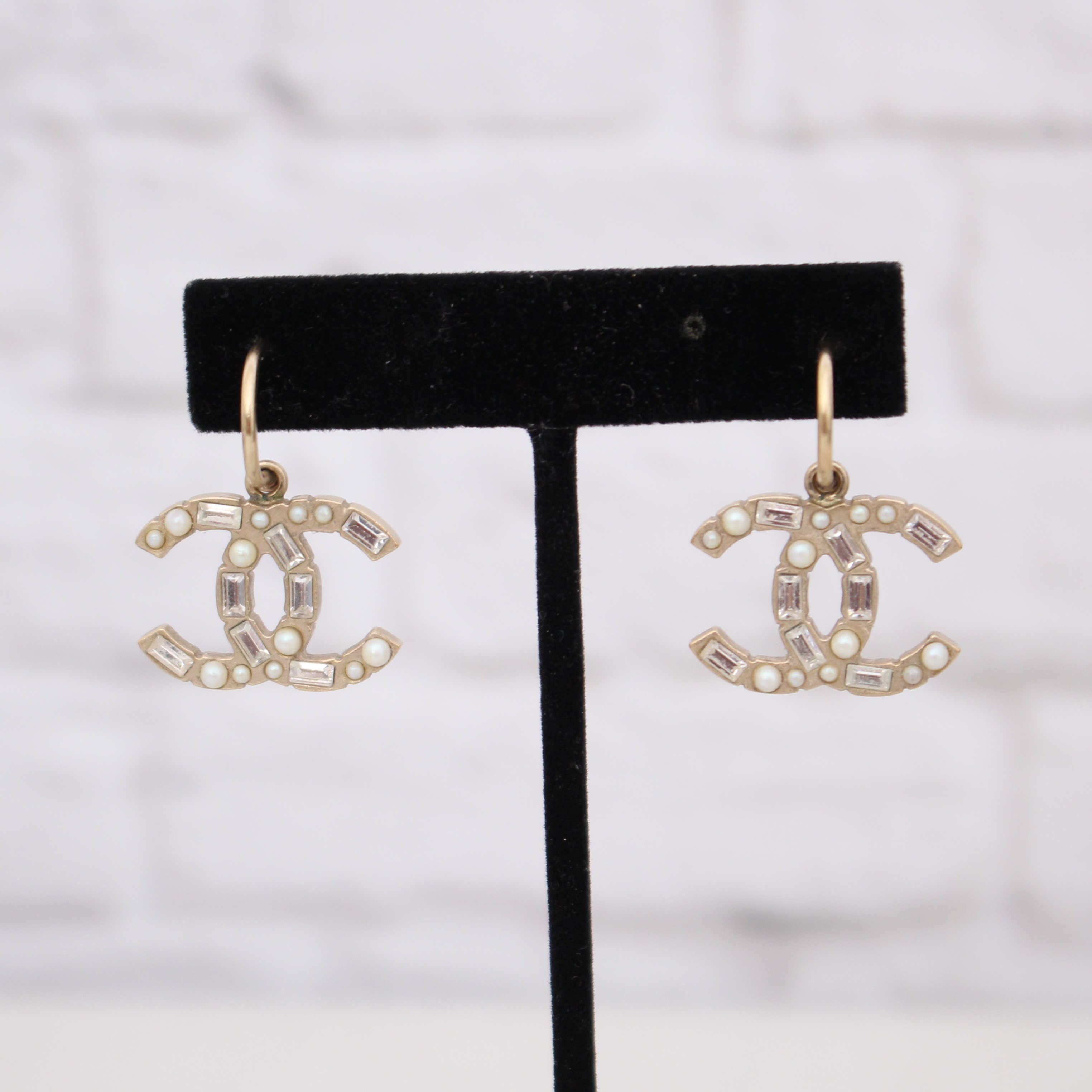 Chanel CC Hoop Rhinestone Pearl