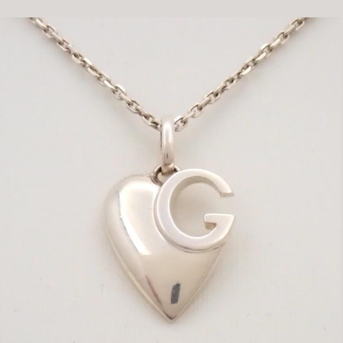 Gucci G Heart