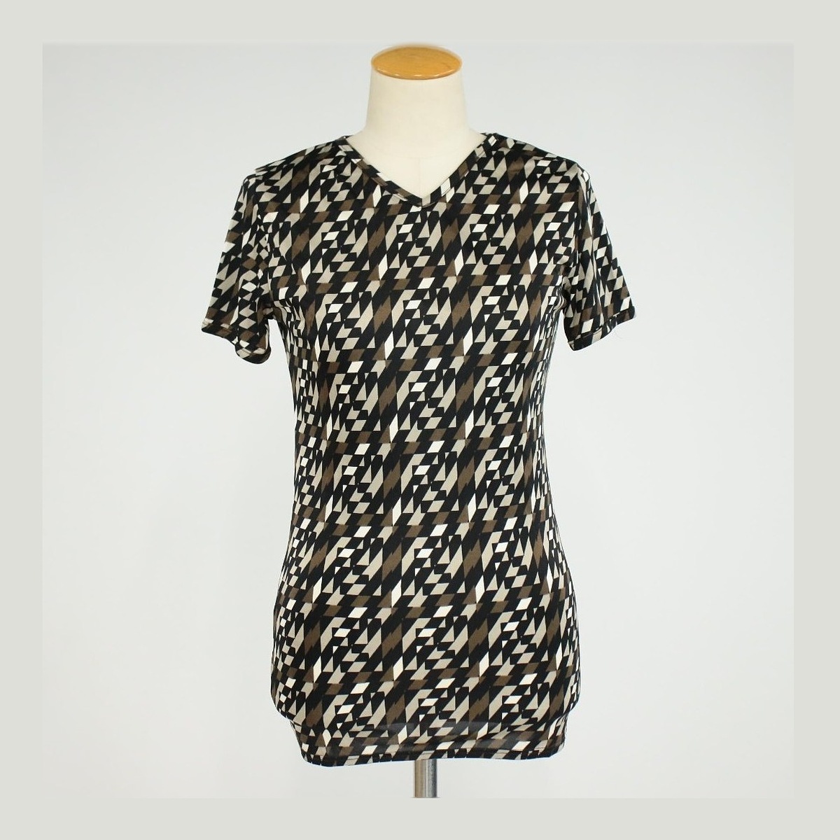 Fendi Geometric Pattern V-Neck