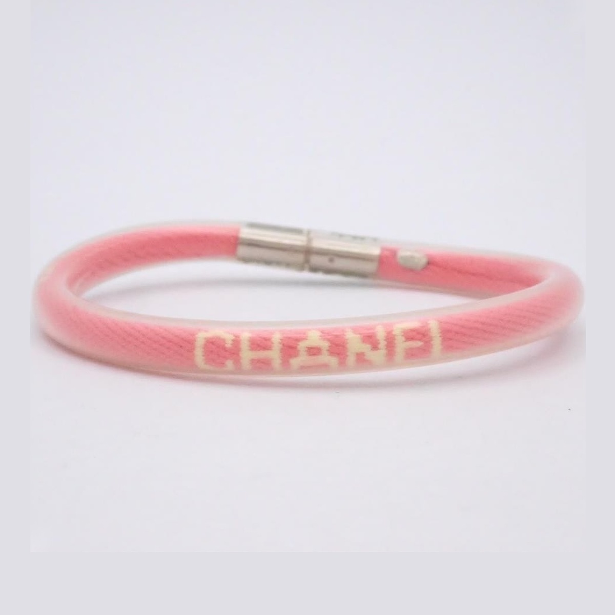 Chanel Pipe