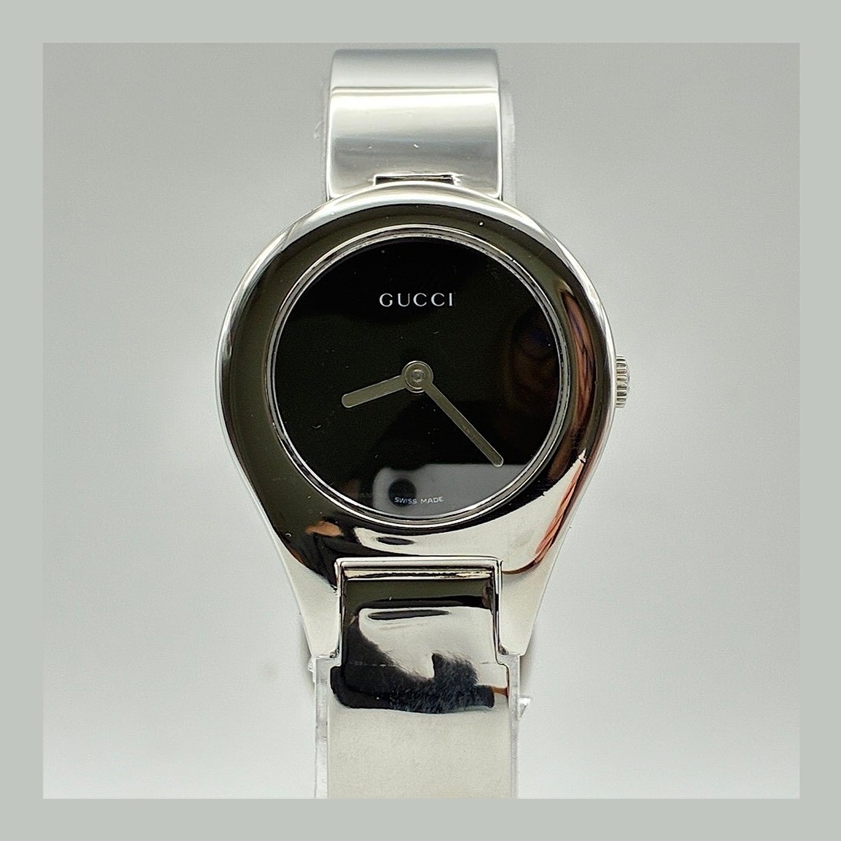 Gucci Round Silver Dial