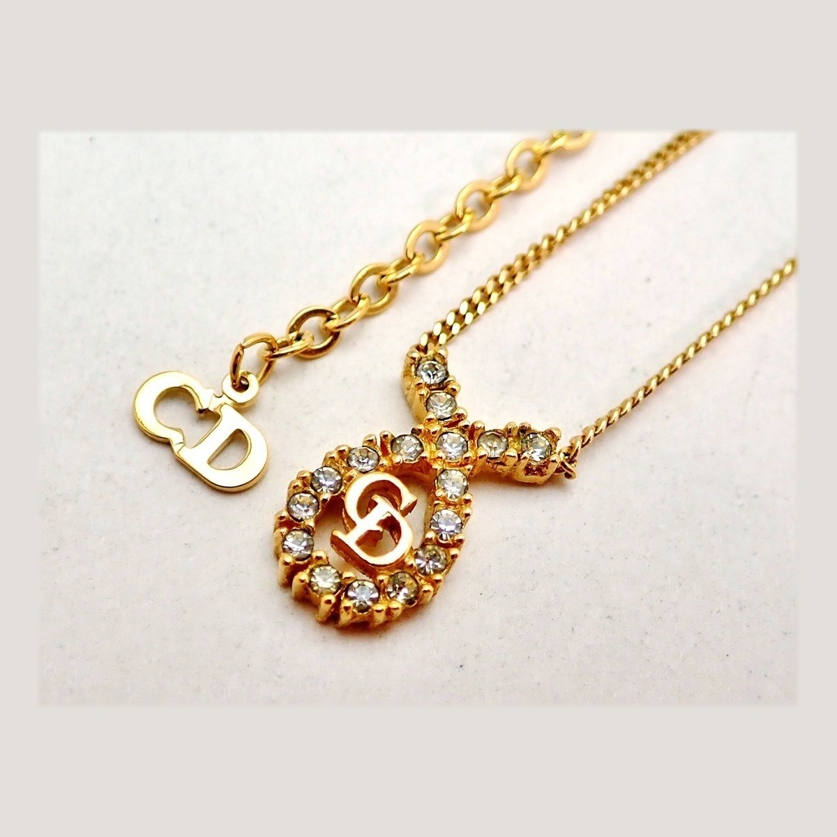 Dior Multi Charm