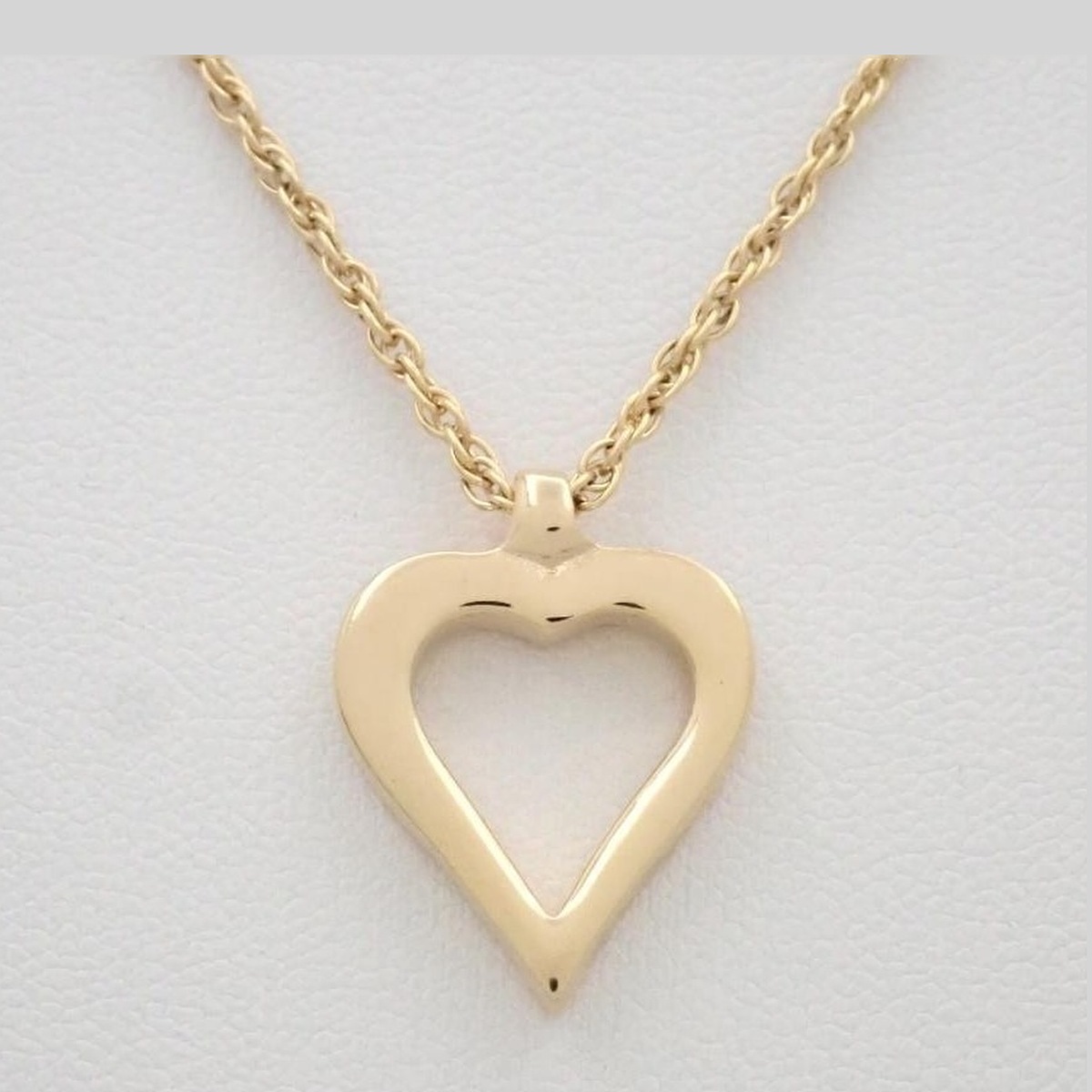 Dior Open Heart Pendant