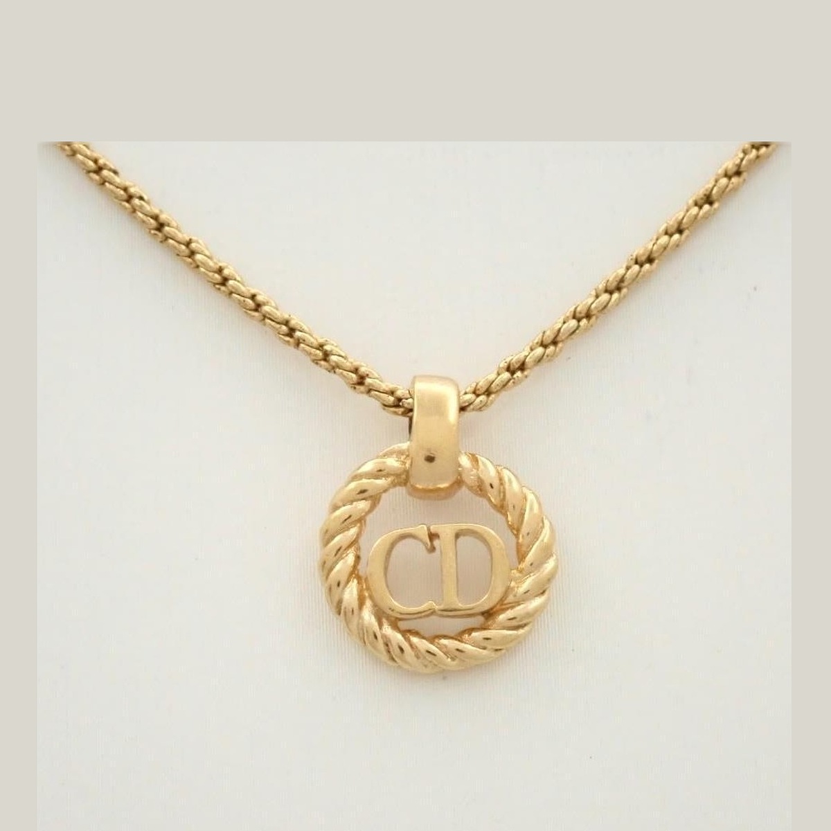 Dior CD Rope Medallion